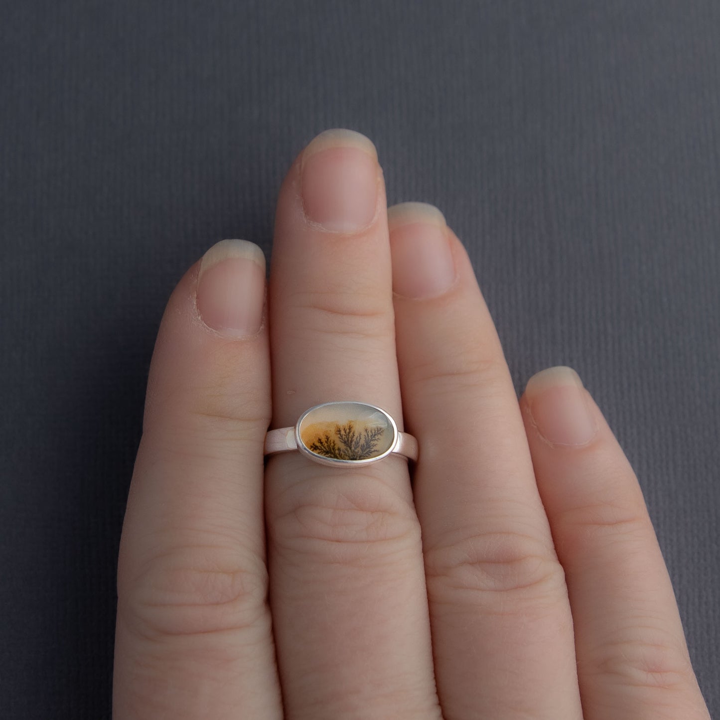 Dainty Dendritic Agate Ring - Size 7.25