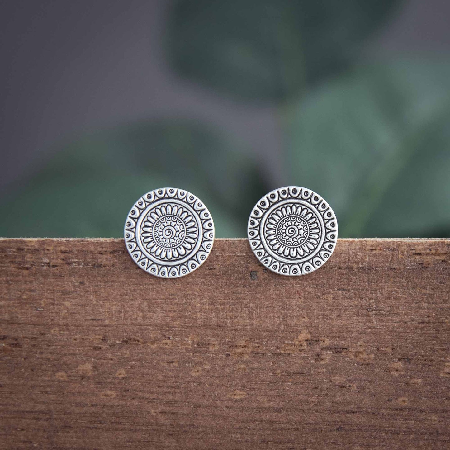 Medallion Studs