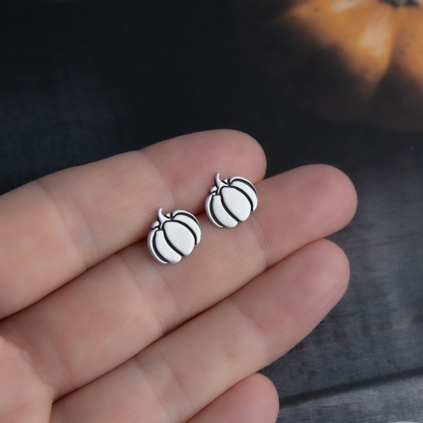 Pumpkin Studs