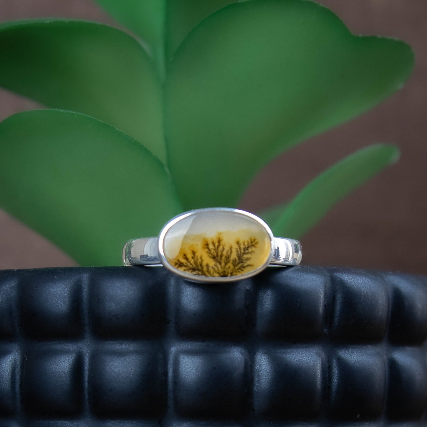Dainty Dendritic Agate Ring - Size 7.25