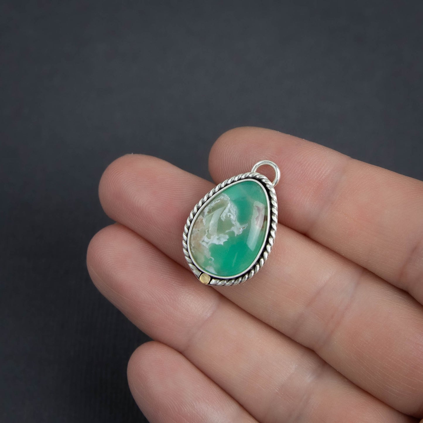 Aquaphrase Ring w/Scallop Band Finished-to-Size