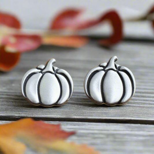 Pumpkin Studs