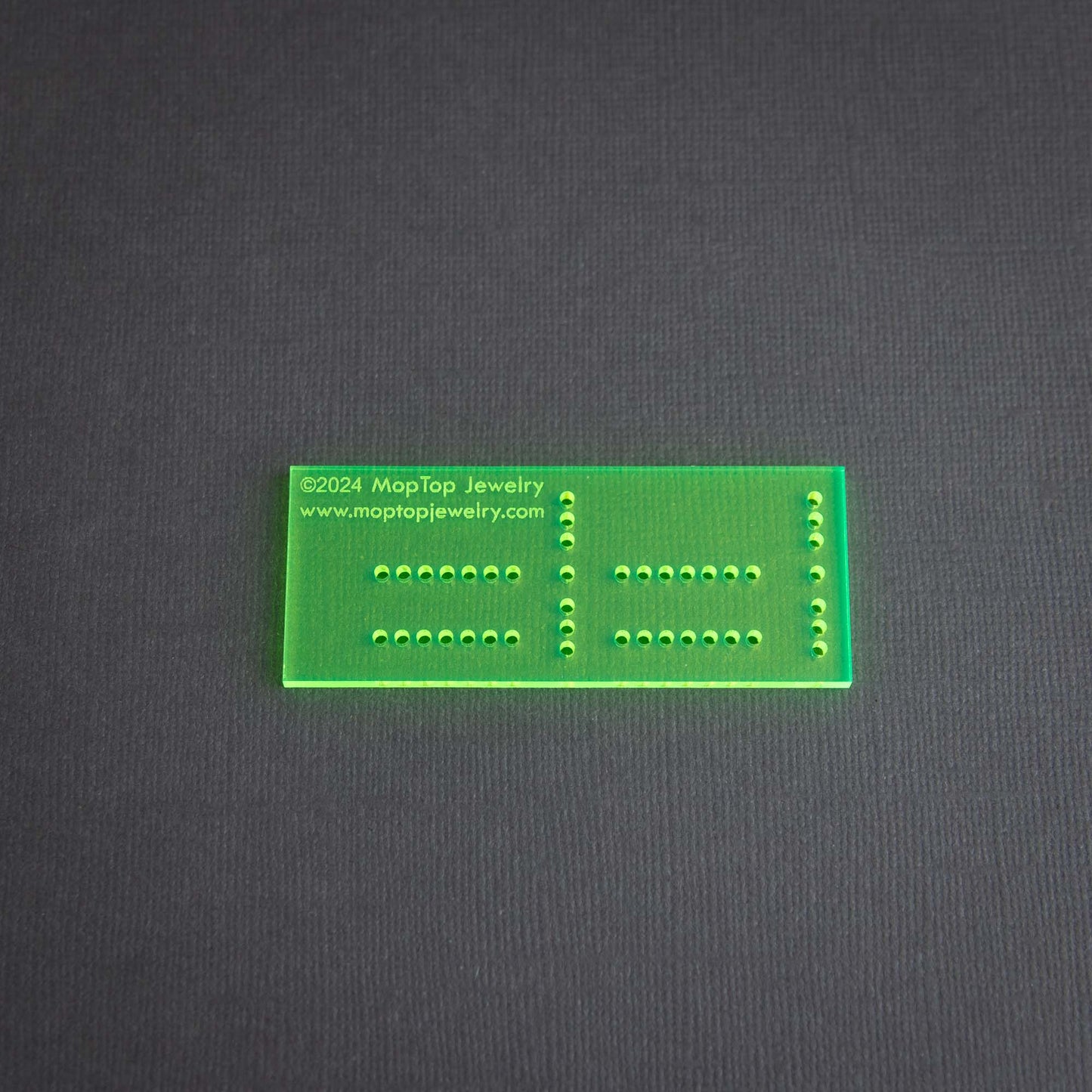 Earring Card Jig - 2.75"X1.1" (for Moo Mini Size Business Cards)