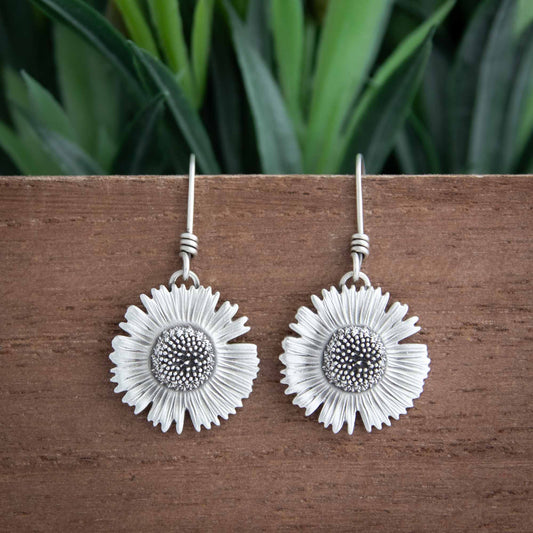 Made-to-Order Daisy Earrings