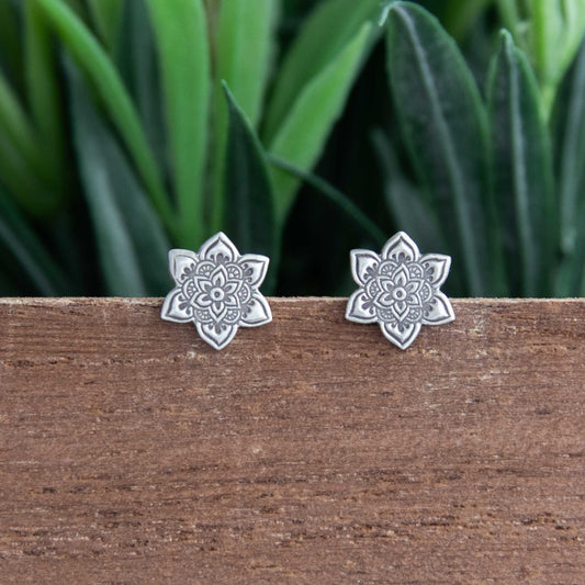 Mehndi Flower Studs